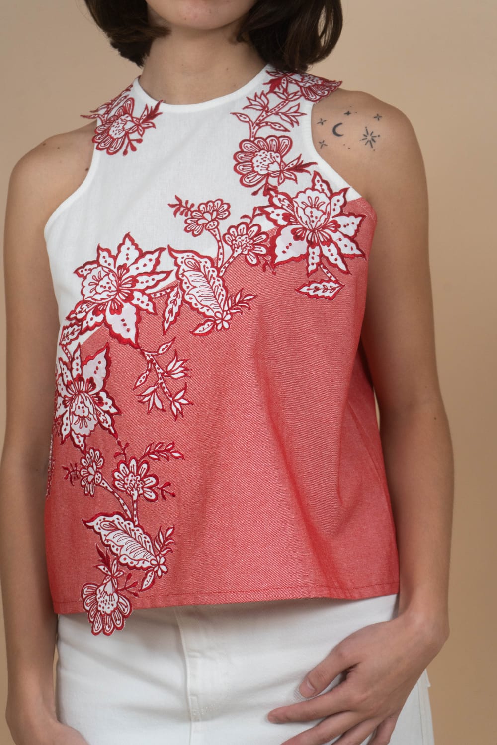 NOORIE Embroidered Halter Top RED