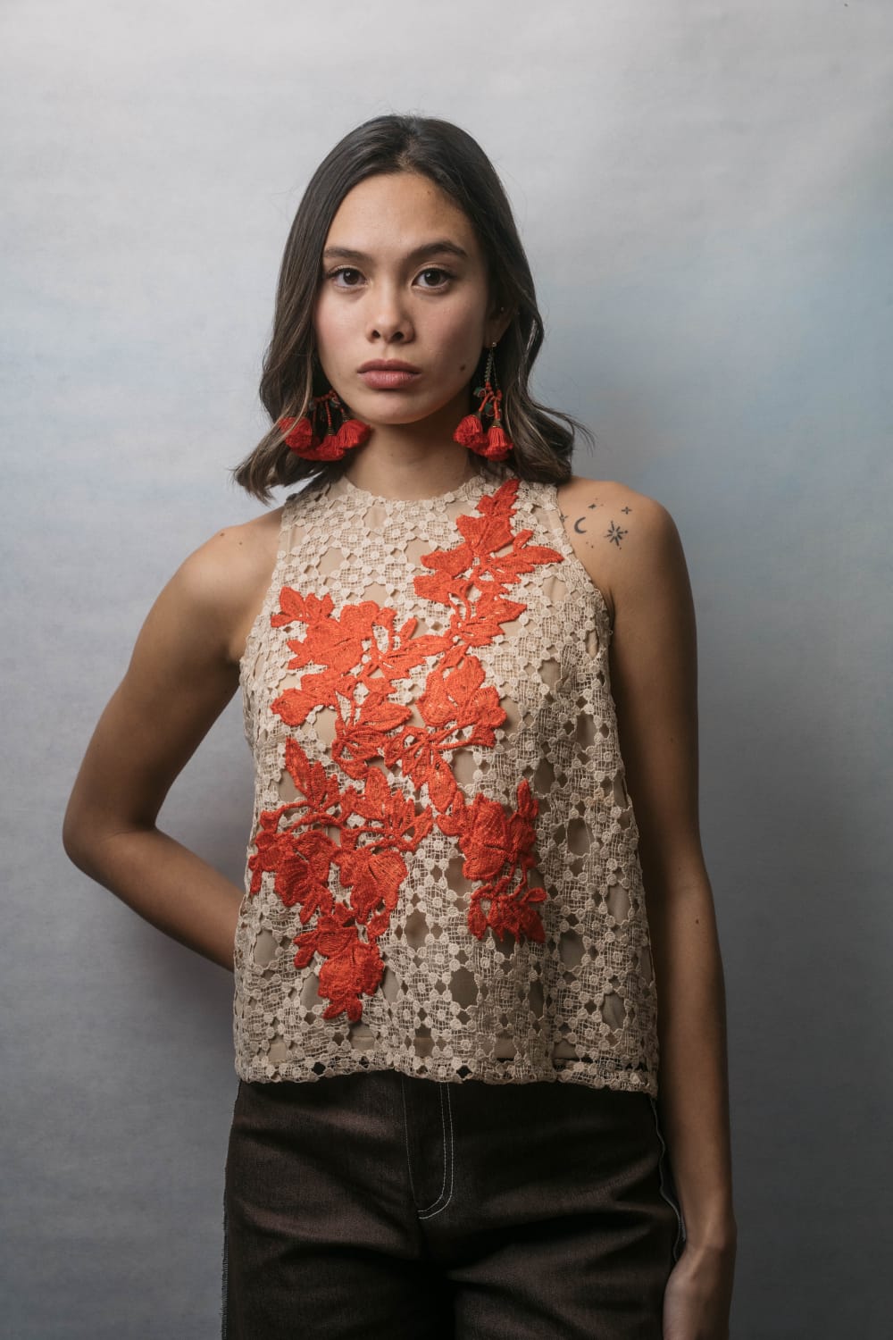 AMIKA Lace Top SLEEVELESS