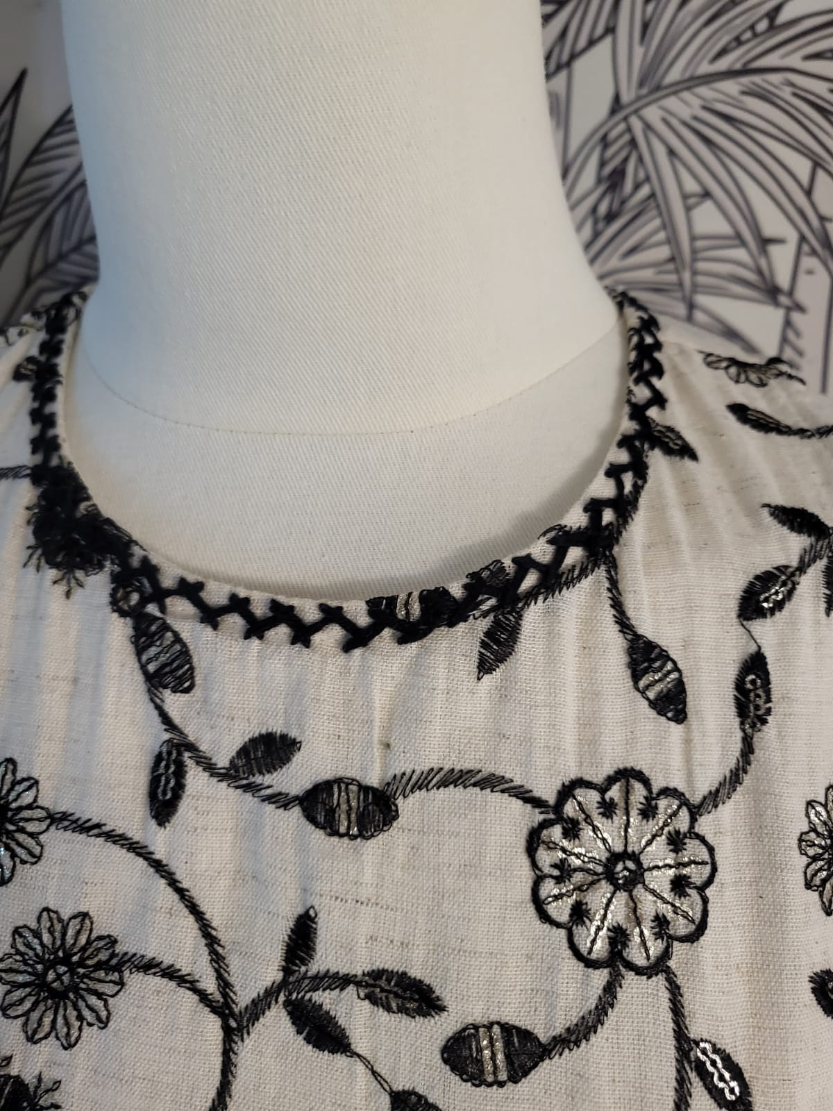 SARI Halter Top BLACK
