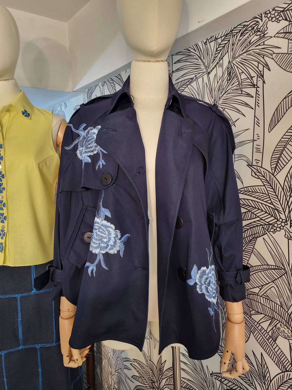 ALEXA Cropped Trench NAVY