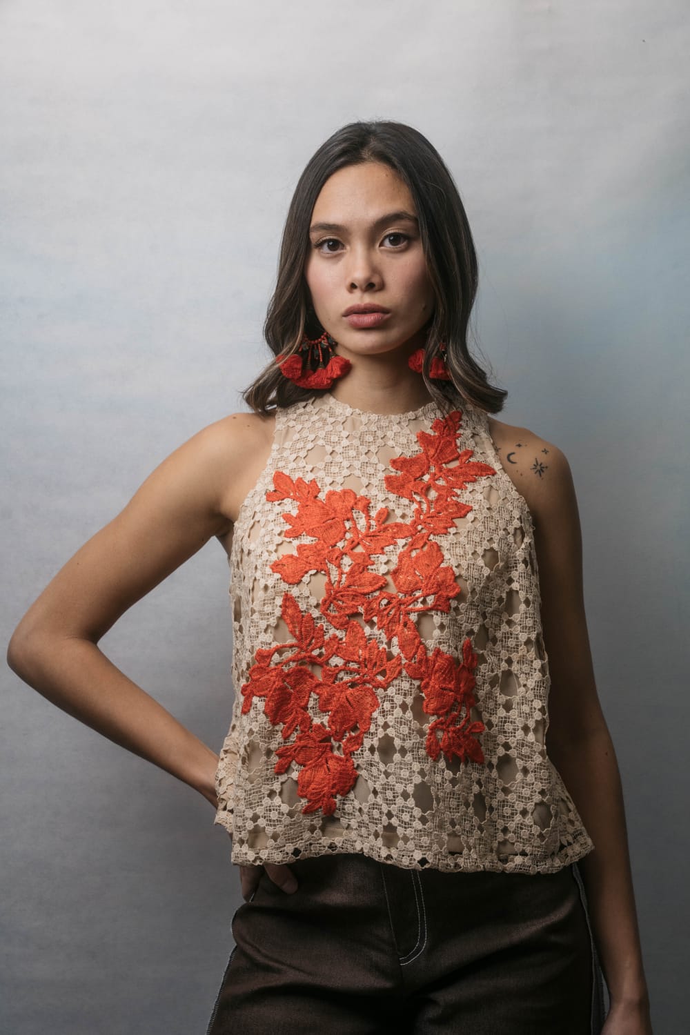 AMIKA Lace Top SLEEVELESS