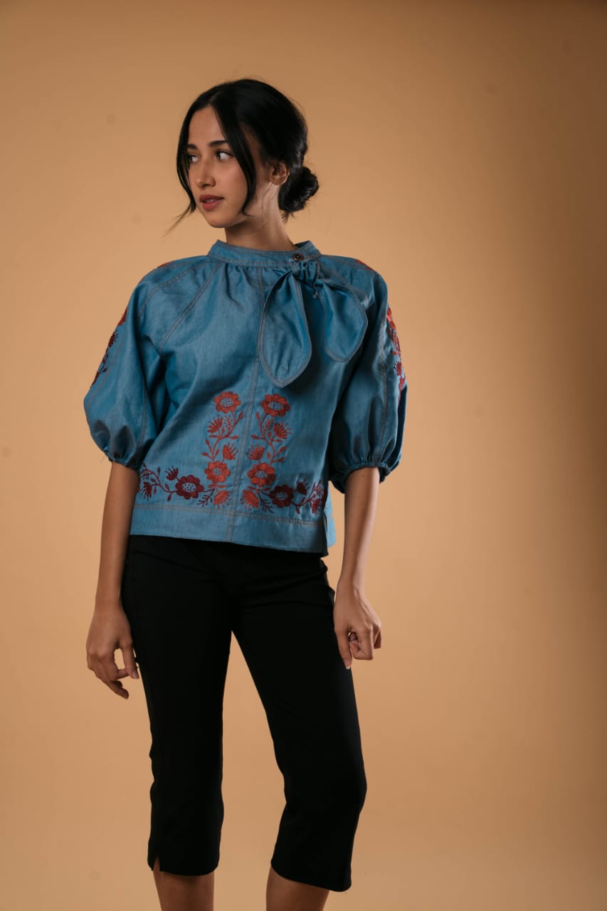 LANTERN Top CHAMBRAY