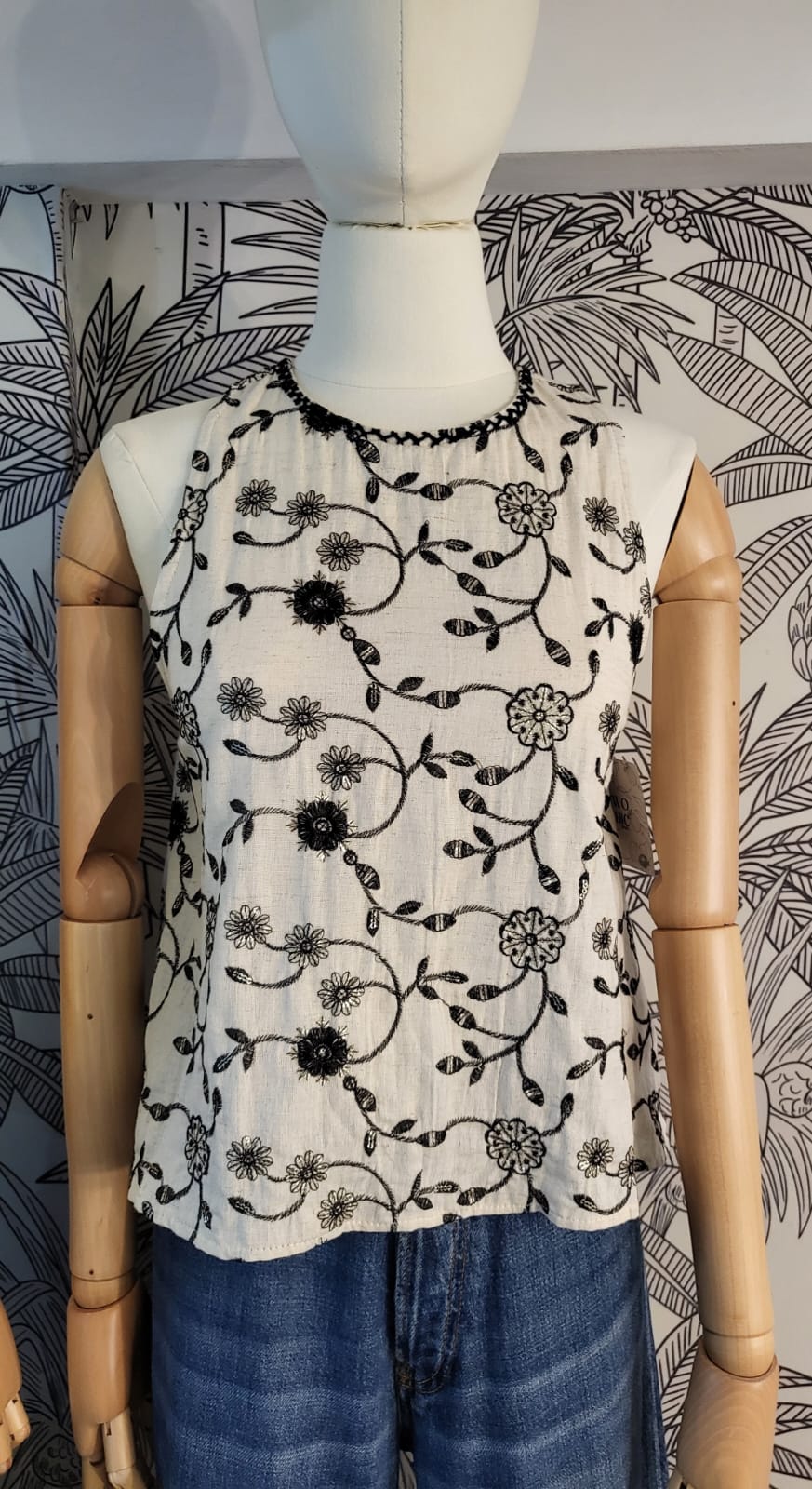 SARI Halter Top BLACK